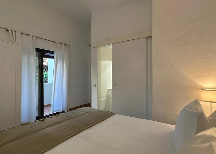 Golfinho - Private Pool - 10 Guests - Albufeira