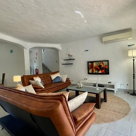 Golfinho By Check-in Portugal